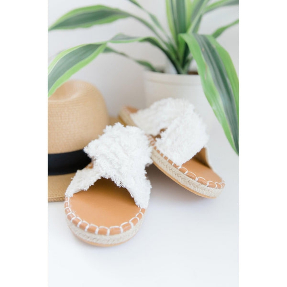 Criss Cross Sandal - Picture 1 of 4